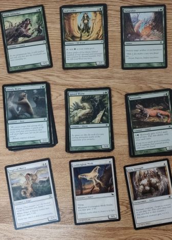Набор зеленых, белых и бесцветных карт МТГ - фото №4