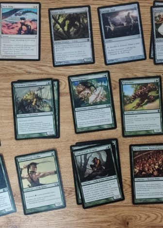 Набор зеленых, белых и бесцветных карт МТГ - фото №3