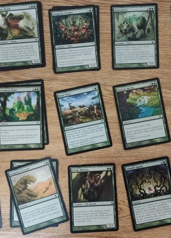 Набор зеленых, белых и бесцветных карт МТГ - фото №5